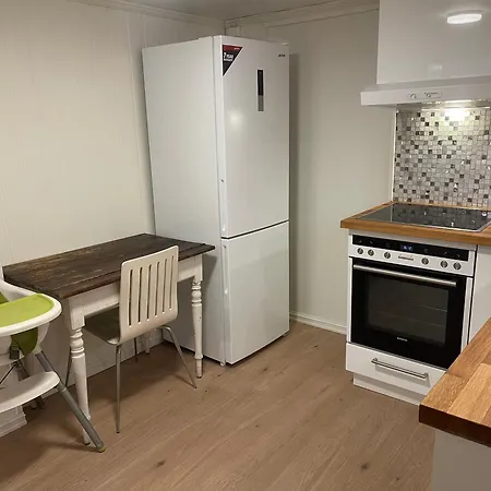 Family Friendly 2 Bed With Sea View Located In Nordstrand For 5 Guests With A Garden And Grill With Sea View Just Beside The شقة