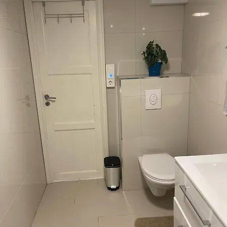 Family Friendly 2 Bed With Sea View Located In Nordstrand For 5 Guests With A Garden And Grill With Sea View Just Beside The شقة *