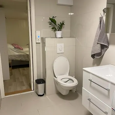 Family Friendly 2 Bed With Sea View Located In Nordstrand For 5 Guests With A Garden And Grill With Sea View Just Beside The * أوسلو