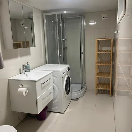 Family Friendly 2 Bed With Sea View Located In Nordstrand For 5 Guests With A Garden And Grill With Sea View Just Beside The Oslo