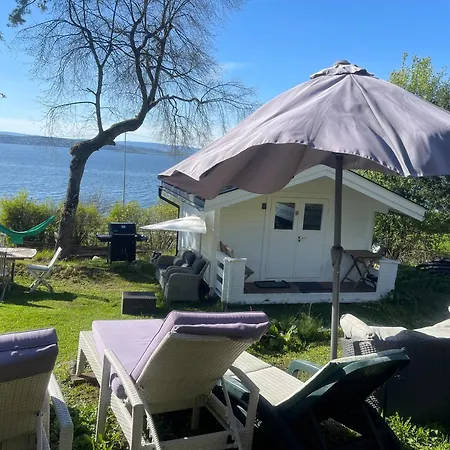 Family Friendly 2 Bed With Sea View Located In Nordstrand For 5 Guests With A Garden And Grill With Sea View Just Beside The Apartman Oslo