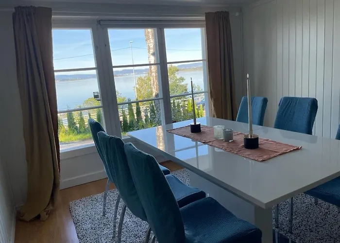 Family Friendly 2 Bed With Sea View Located In Nordstrand For 5 Guests With A Garden And Grill With Sea View Just Beside The * أوسلو