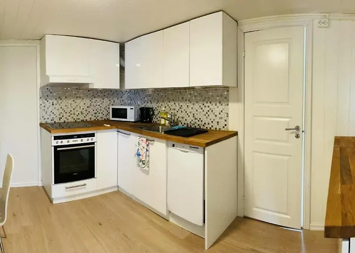 Family Friendly 2 Bed With Sea View Located In Nordstrand For 5 Guests With A Garden And Grill With Sea View Just Beside The * أوسلو