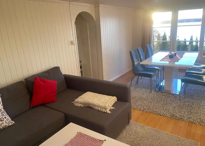 Family Friendly 2 Bed With Sea View Located In Nordstrand For 5 Guests With A Garden And Grill With Sea View Just Beside The شقة