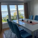 Family Friendly 2 Bed With Sea View Located In Nordstrand For 5 Guests With A Garden And Grill With Sea View Just Beside The * Осло