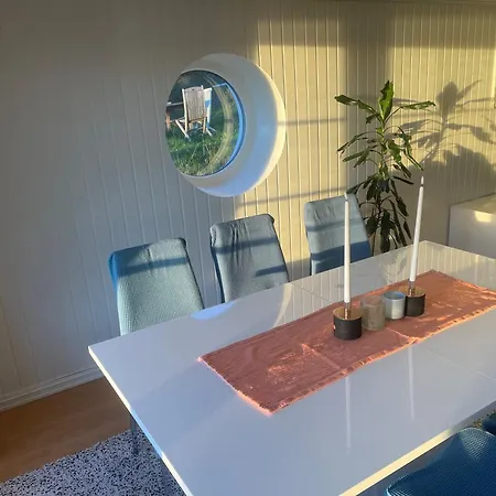 Family Friendly 2 Bed With Sea View Located In Nordstrand For 5 Guests With A Garden And Grill With Sea View Just Beside The Oslo