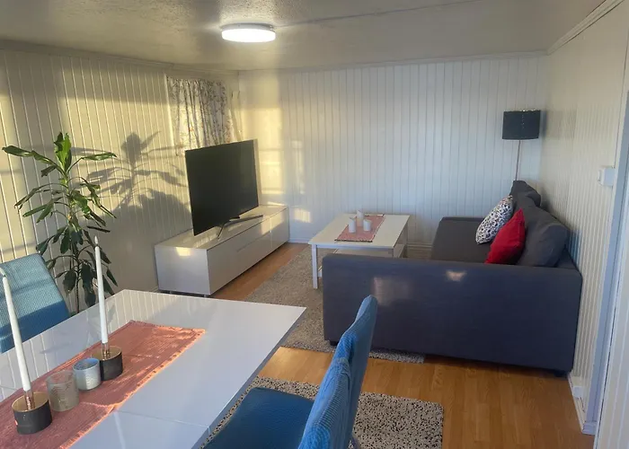Family Friendly 2 Bed With Sea View Located In Nordstrand For 5 Guests With A Garden And Grill With Sea View Just Beside The Apartment