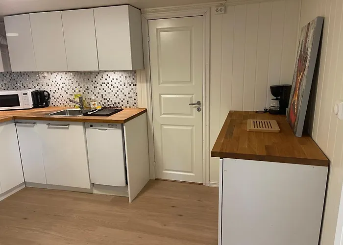 Family Friendly 2 Bed With Sea View Located In Nordstrand For 5 Guests With A Garden And Grill With Sea View Just Beside The Apartment