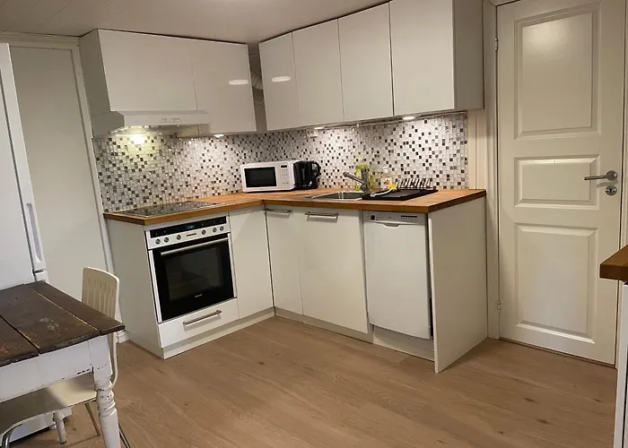 Apartment Family Friendly 2 Bed With Sea View Located In Nordstrand For 5 Guests With A Garden And Grill With Sea View Just Beside The Oslo