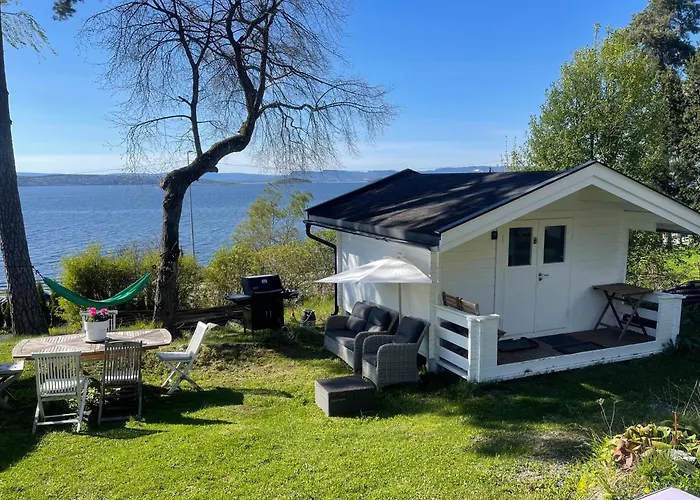 Family Friendly 2 Bed With Sea View Located In Nordstrand For 5 Guests With A Garden And Grill With Sea View Just Beside The Apartment *