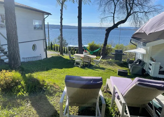 Apartment Family Friendly 2 Bed With Sea View Located In Nordstrand For 5 Guests With A Garden And Grill With Sea View Just Beside The Oslo